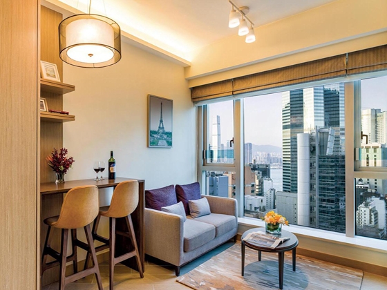 Staunton-one bedroom w balcony