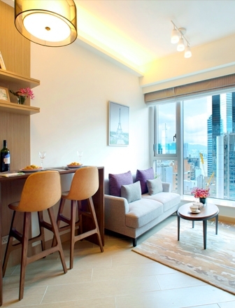 Staunton-one bedroom w balcony